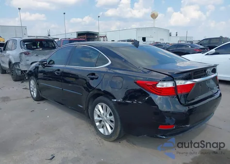 2015 Lexus Es 300H z USA, uszkodzony, nr VIN JTHBW1GG5F2097952